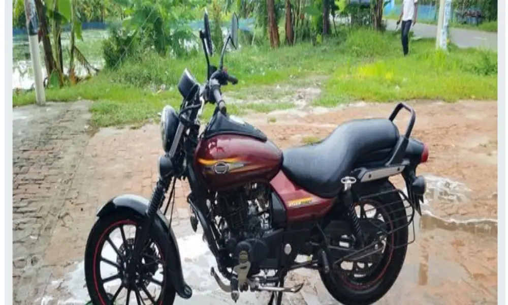 Bajaj Avenger 150 Street. 2020