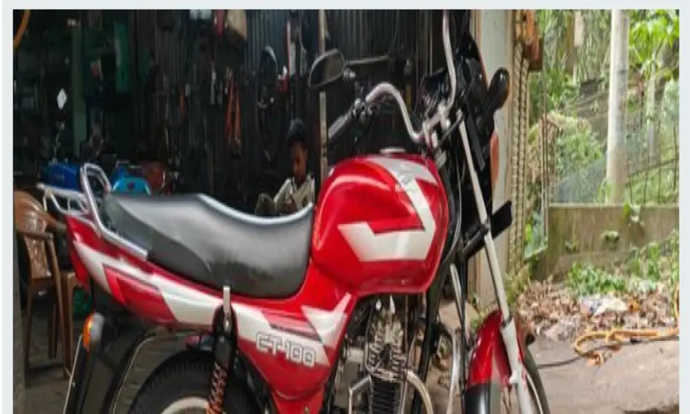 Bajaj CT 100 . 2017