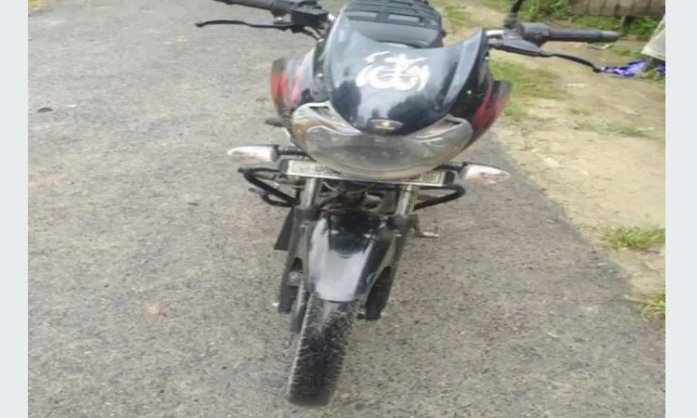 Bajaj Discover 150 . 2015