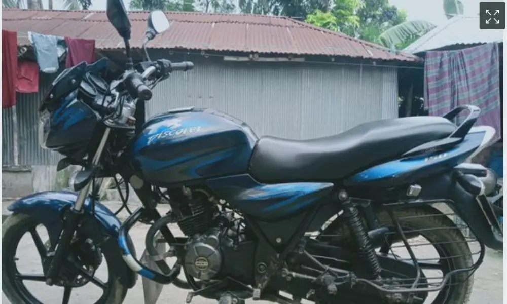 Bajaj Discover 150 2016