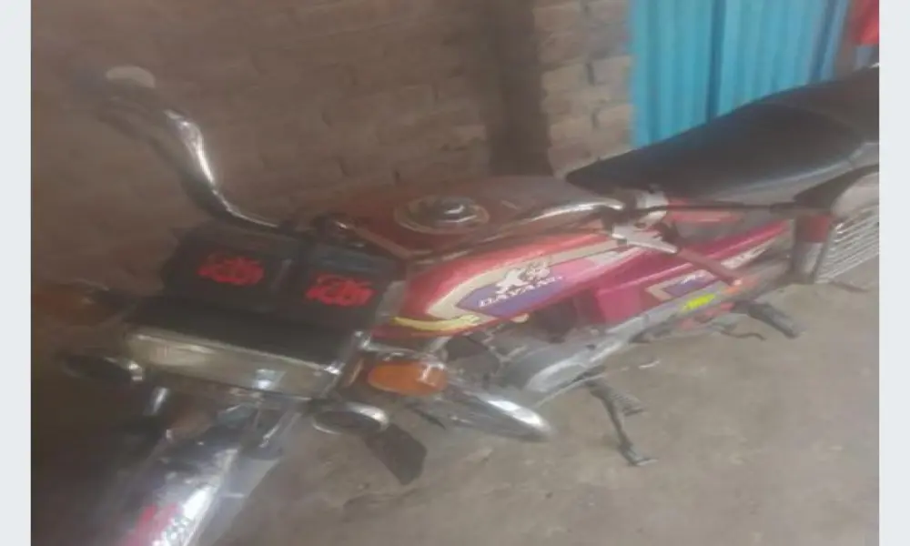Bajaj Discover . 2012