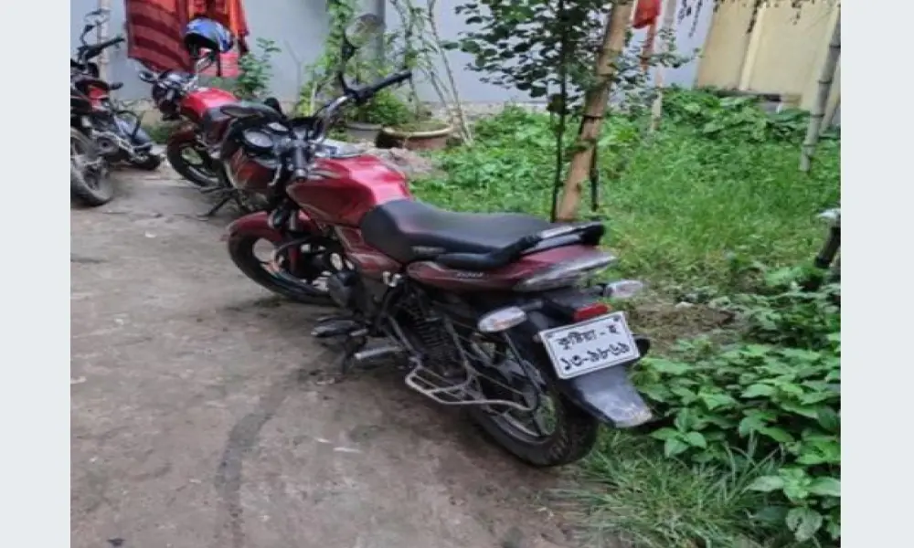 Bajaj Discover BD100 . 2015