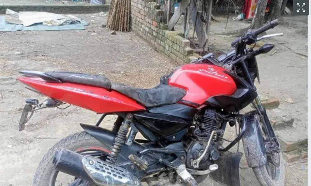 Bajaj Pulsar 135 . 2017