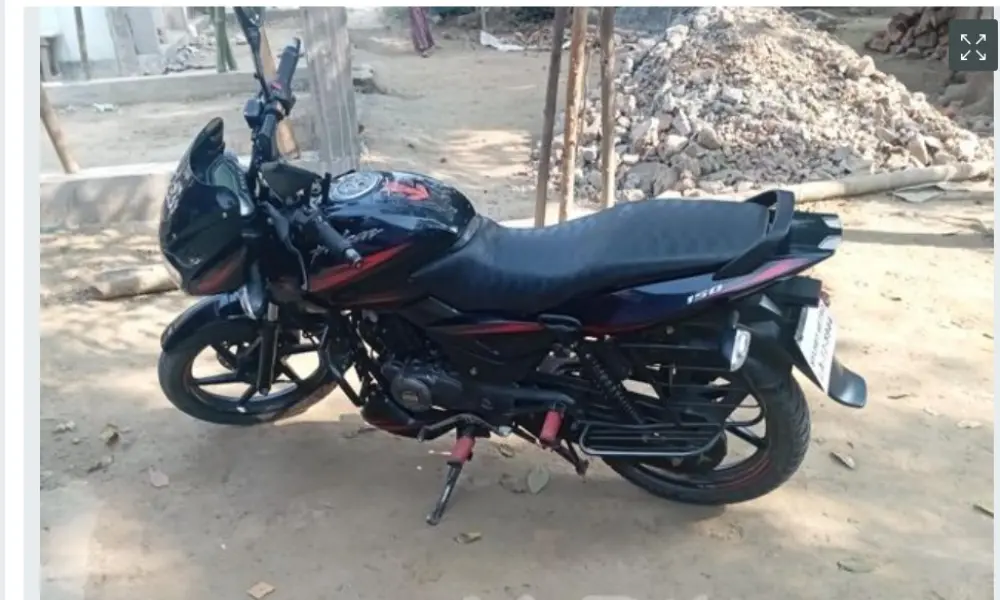 Bajaj Pulsar 150 . 2018