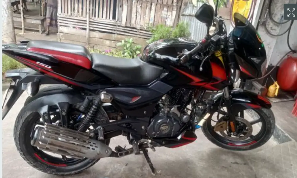 Bajaj Pulsar 150 ডাবল ডিক্স 2020