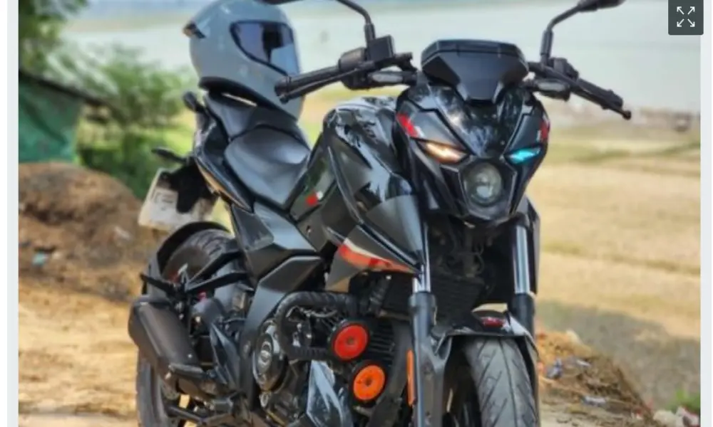 Bajaj Pulsar 250 ` 2025
