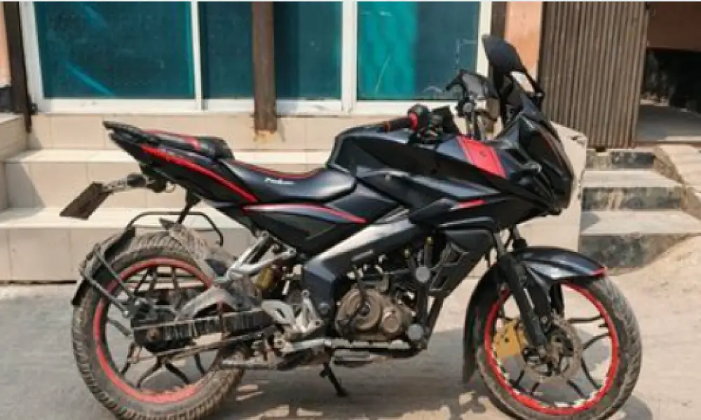Bajaj Pulsar AS   2017