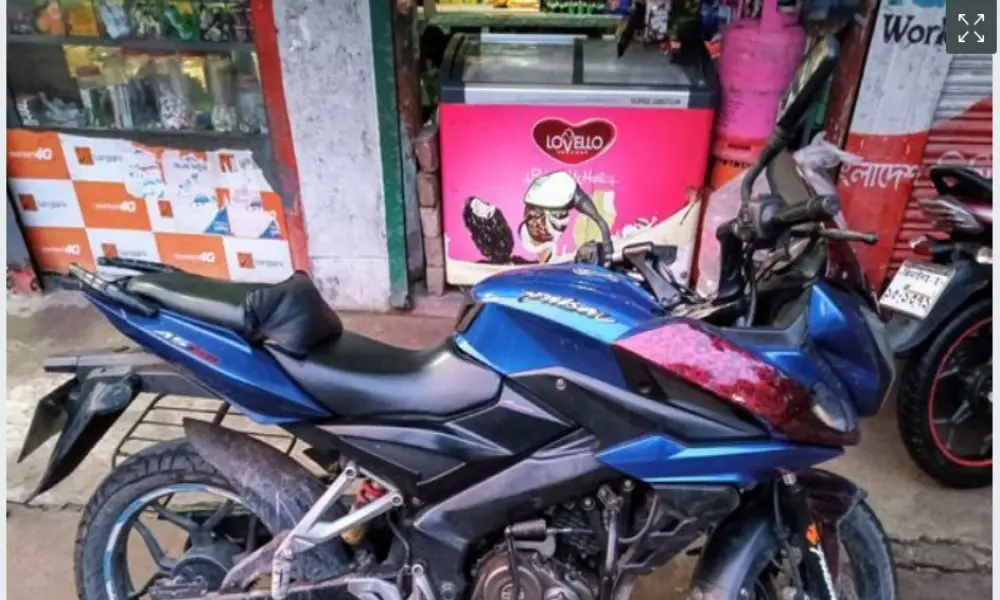 Bajaj Pulsar AS . 2017