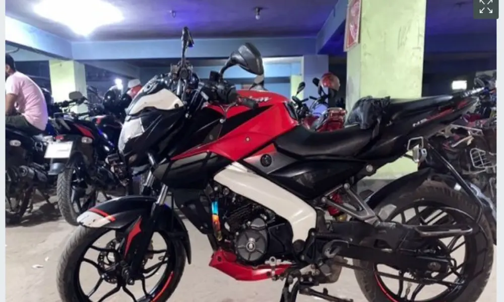 Bajaj Pulsar NSB 160 . 2019