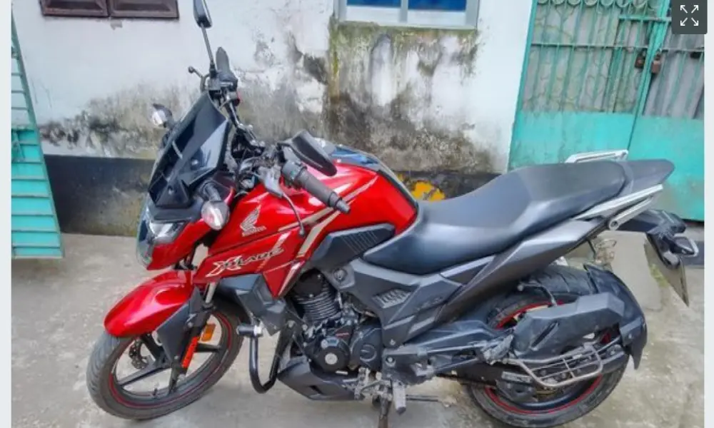 Honda X Blade . 2023