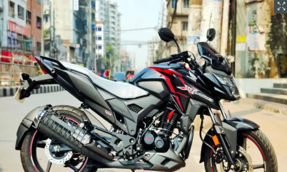 Honda X Blade DD ABS ON-TEST 2023