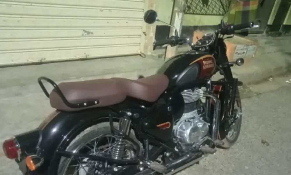 Royal Enfield Classic 350 Hellisson black 2025