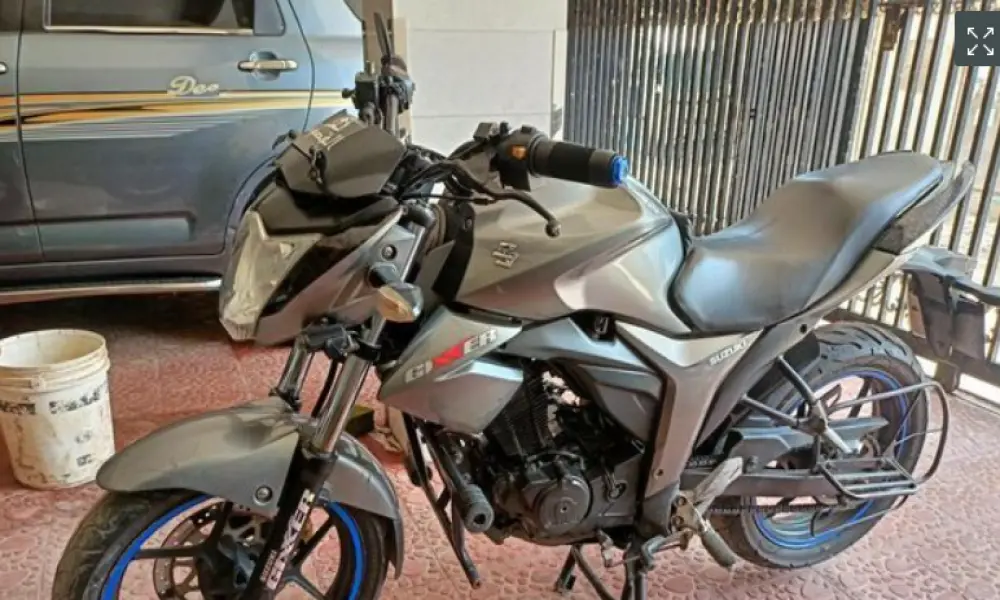 Suzuki Gixxer  2017