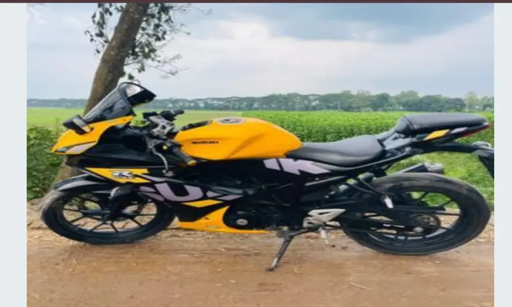 Suzuki GSX R150 ABS . 2021