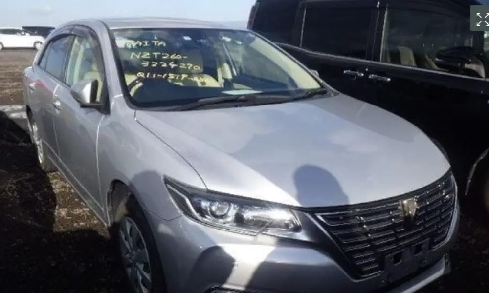 Toyota Premio F-EX SILVER 2019