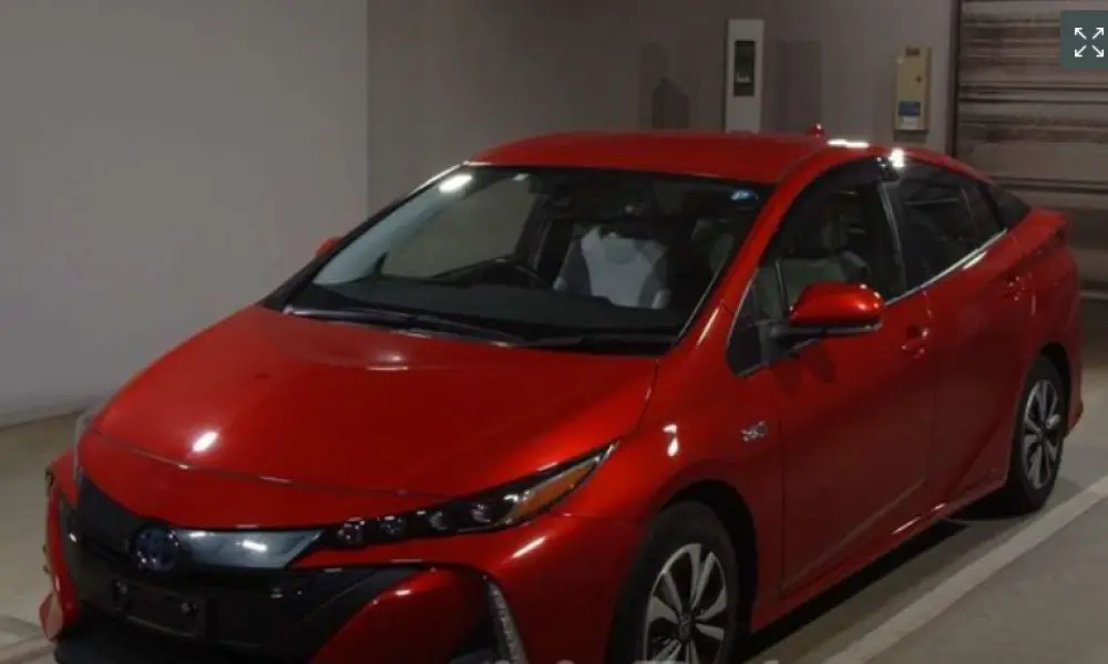 Toyota Prius S Phv 2019