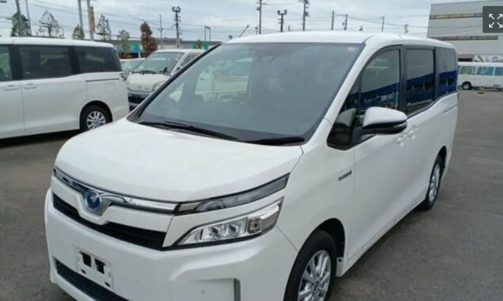 Toyota Voxy Ready Showroom 2019