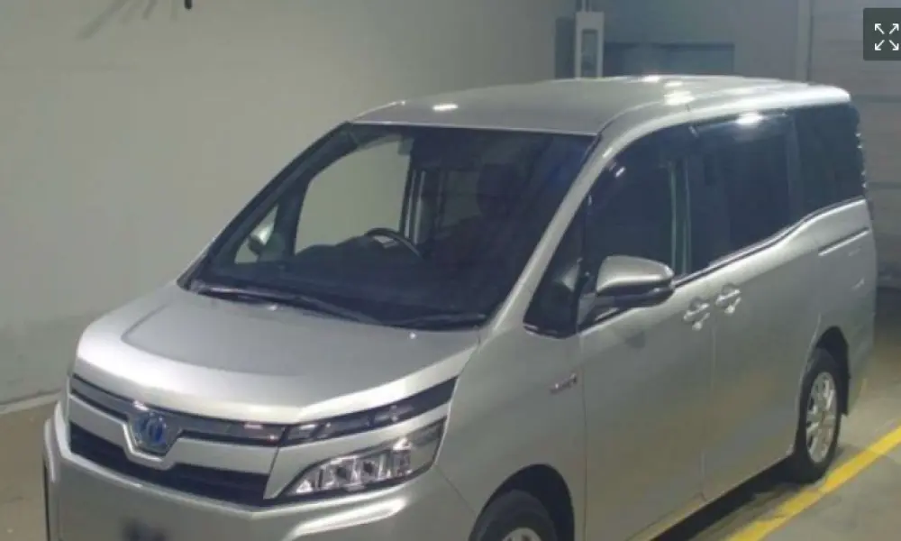 Toyota Voxy X 2020