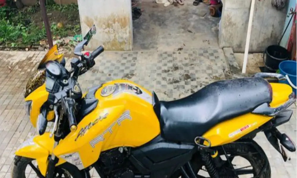 TVS Apache RTR . 2012