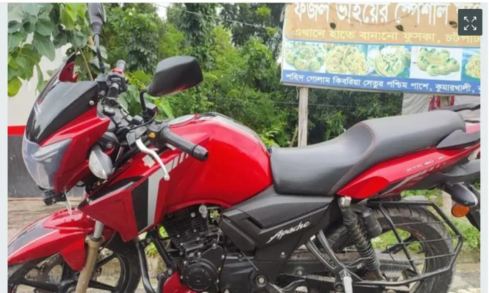 TVS ZZ Apache RTR . 2023