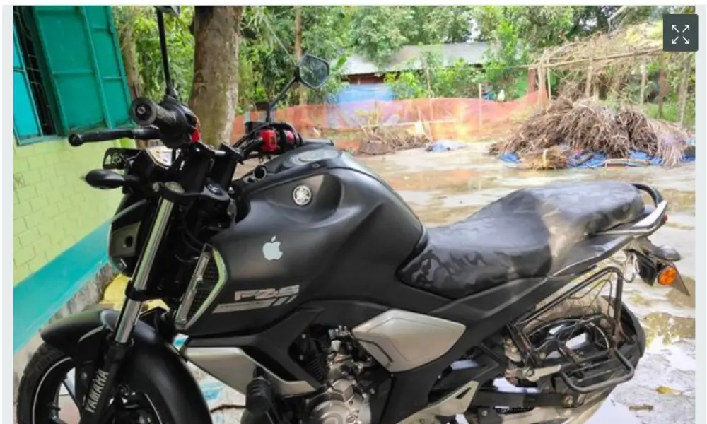 Yamaha FZS 2022