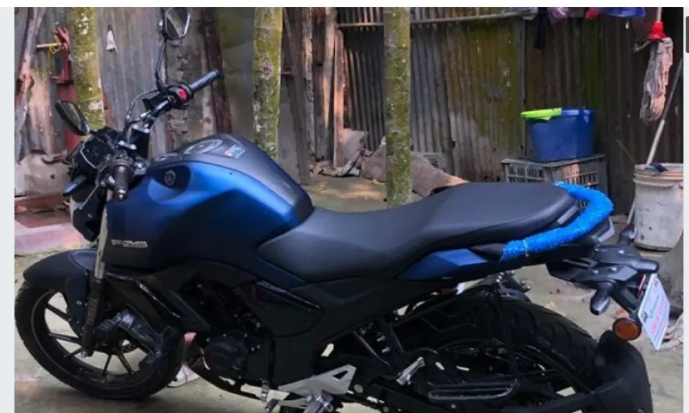 Yamaha FZS v4 2025