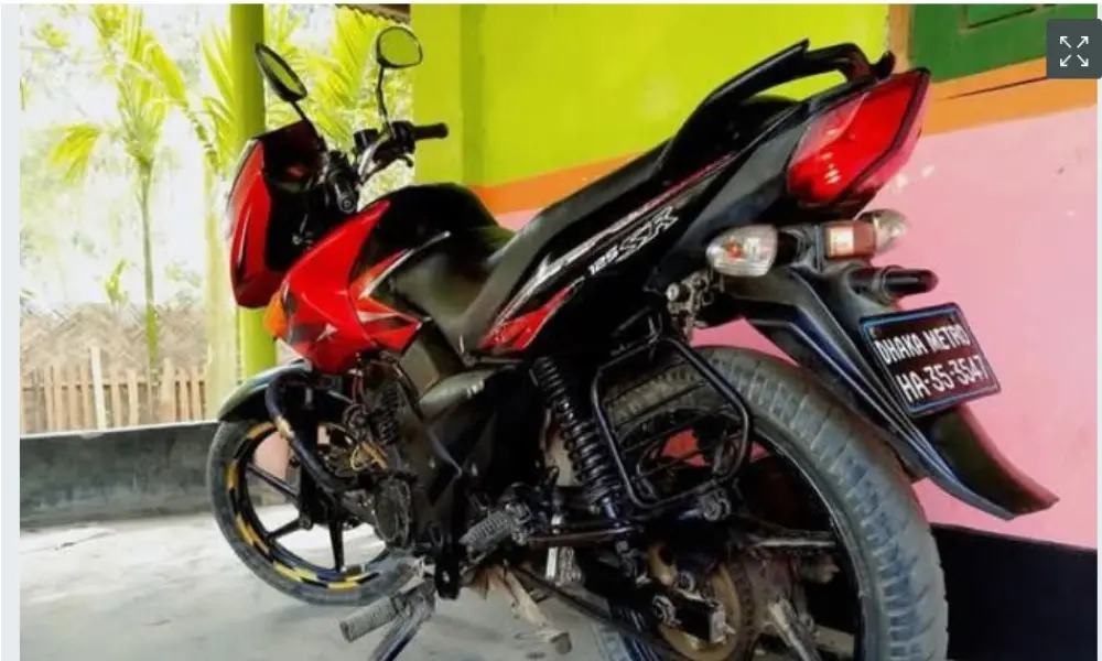 TVS Flame . 2019
